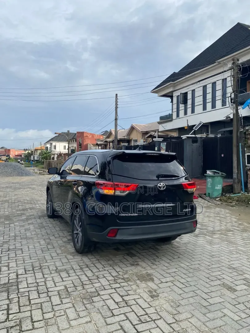 Toyota Highlander 2018 Black