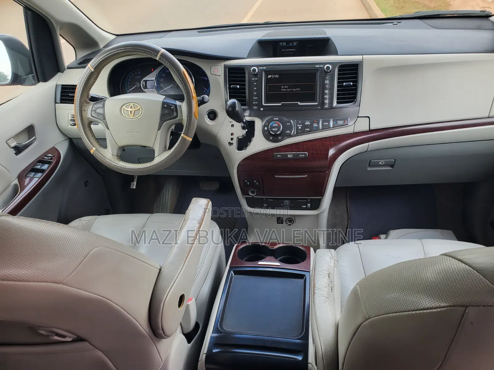 Toyota Sienna 2013 Burgundy