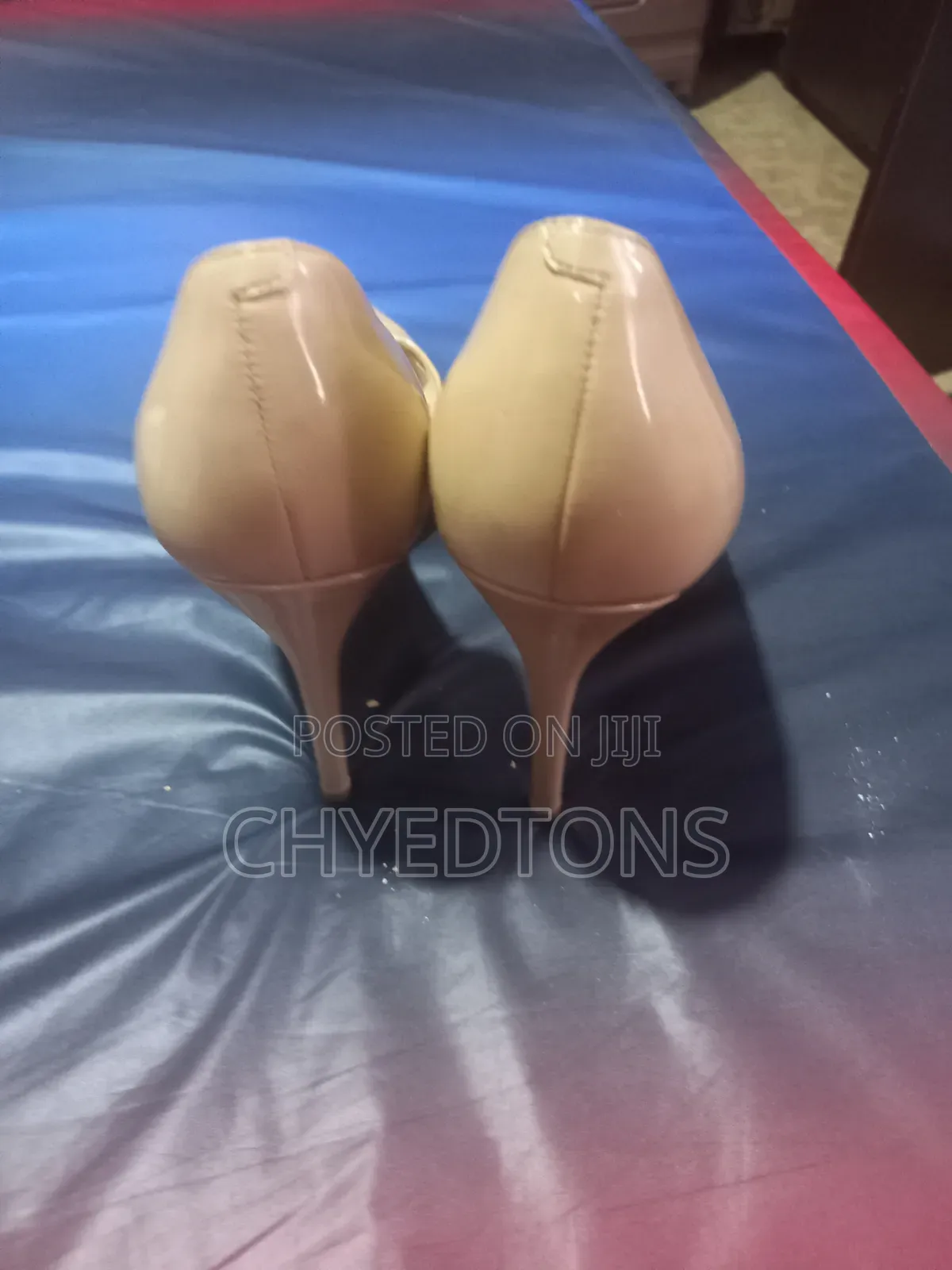 Calvin Klein Classic Beige Patent Heels - First Grade Thrift - Unworn
