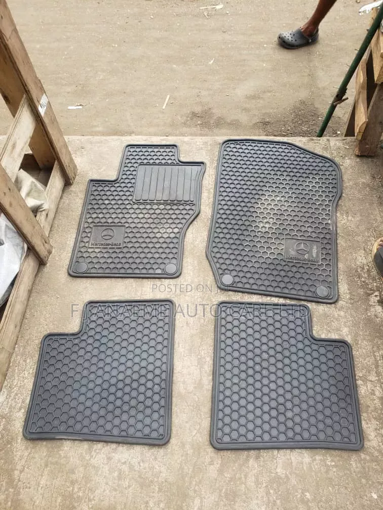 Ml 350 Mercedes Benz Footmat