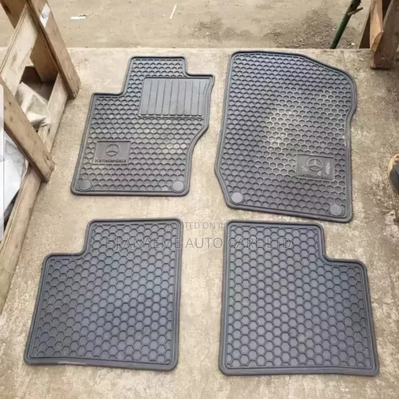 Ml 350 Mercedes Benz Footmat