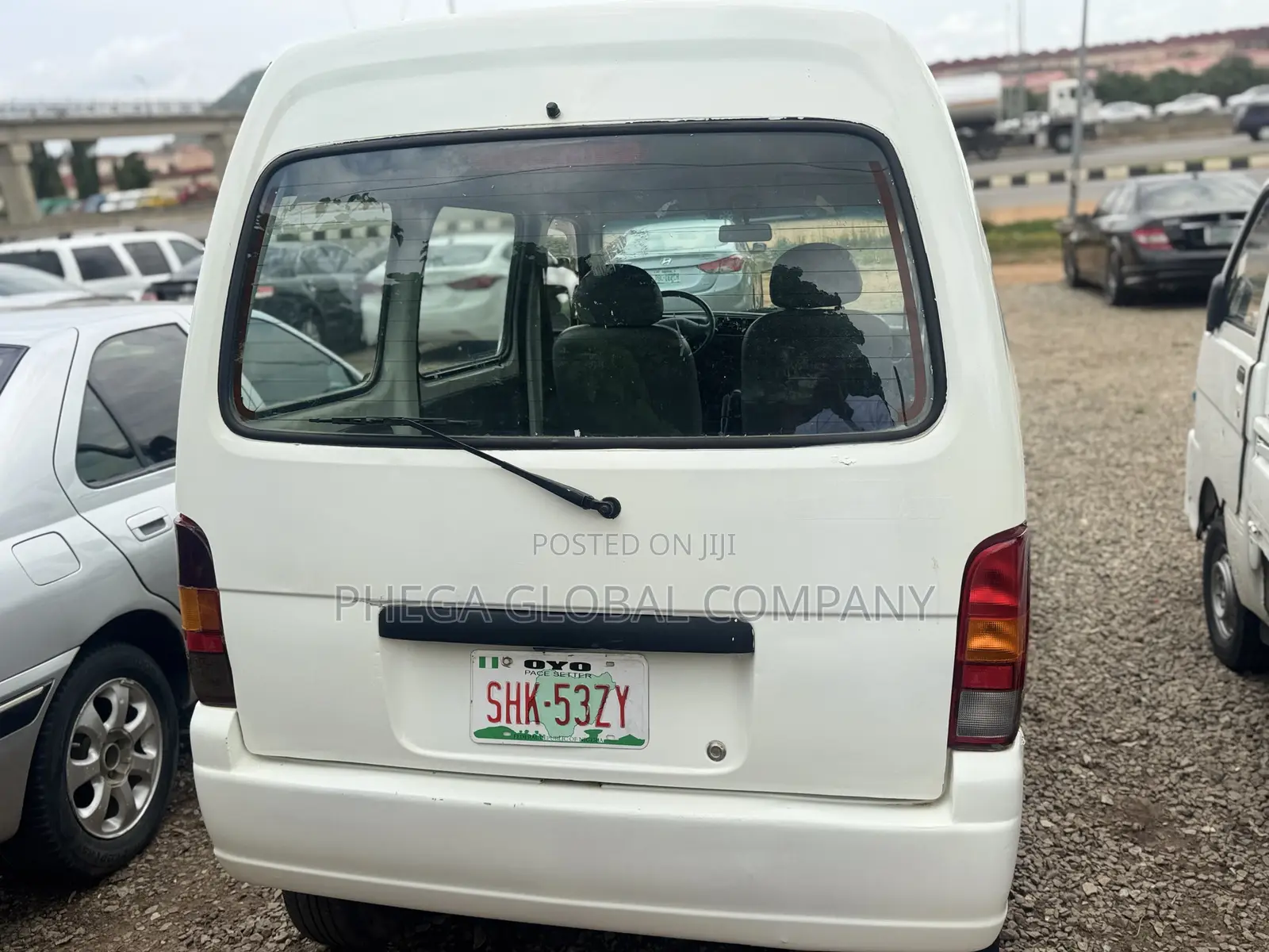 Suzuki Every 2001 White