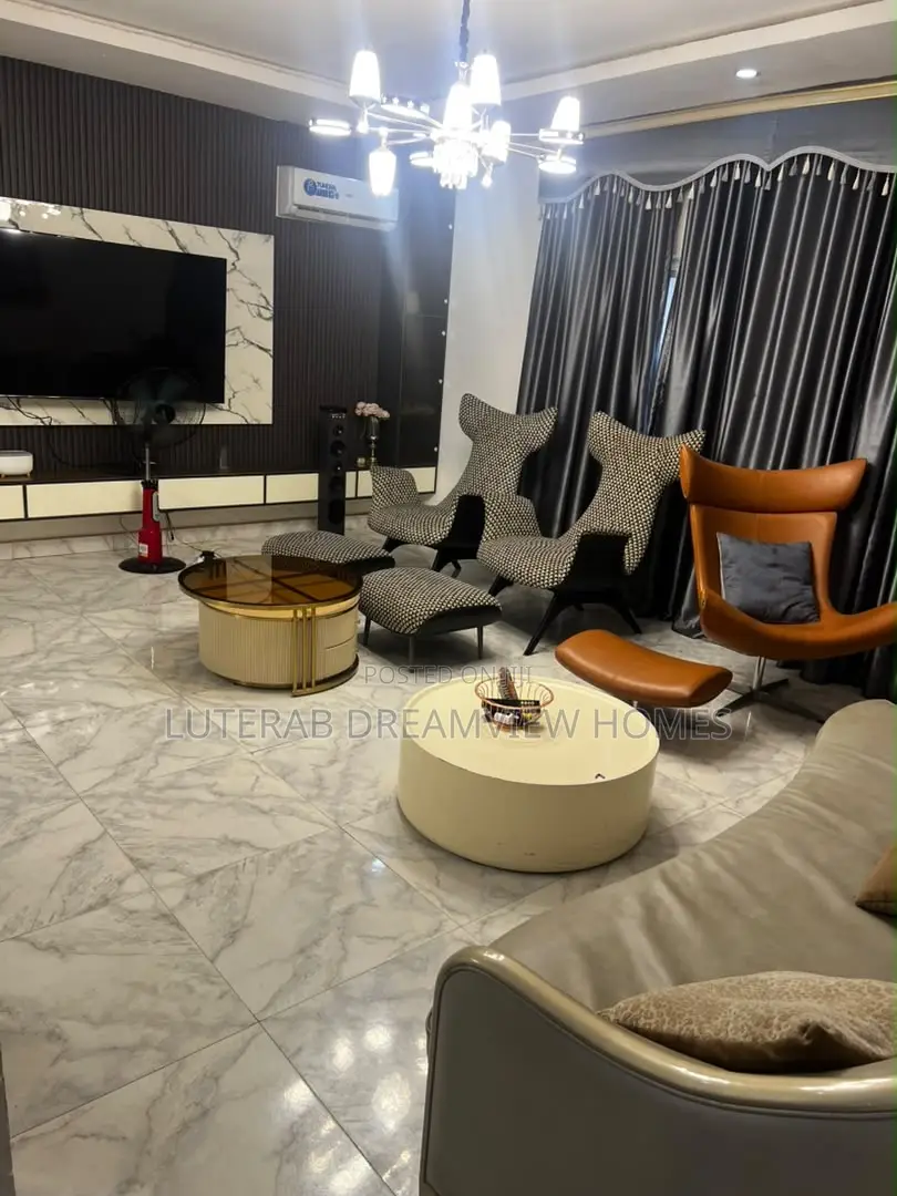 Furnished 5bdrm Duplex in Apo Bridge, Area 1 for rent