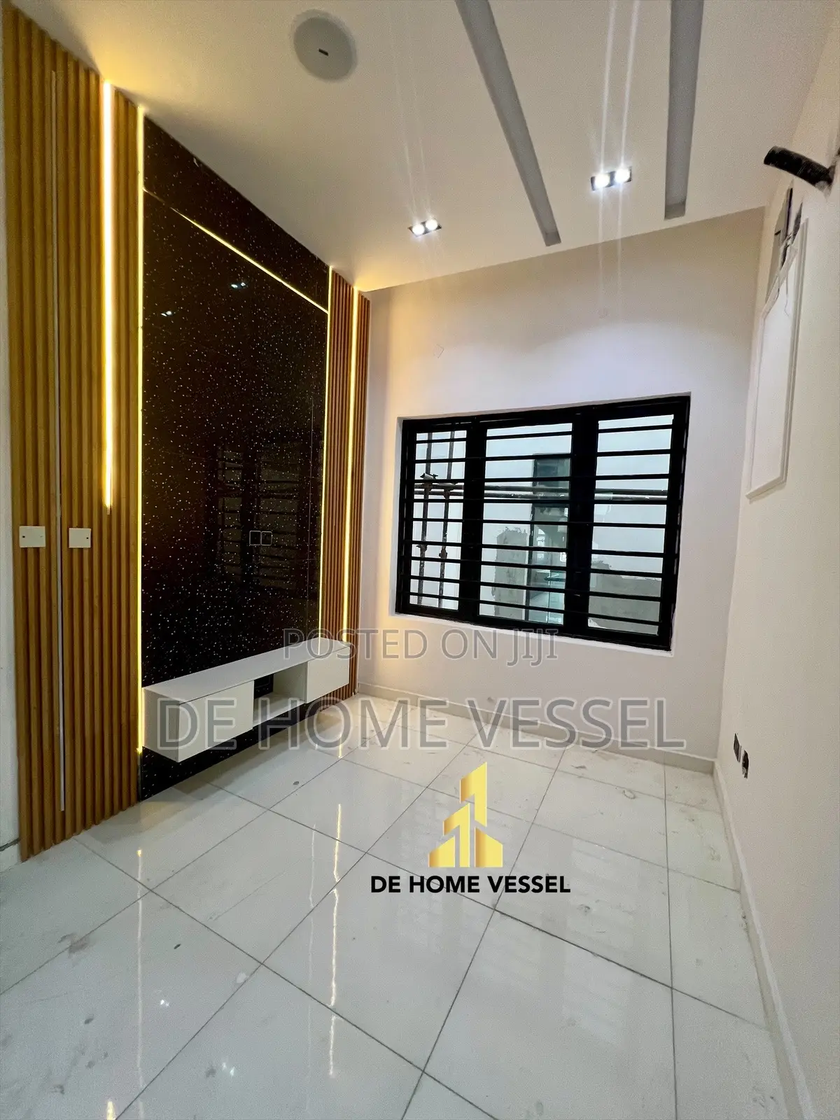 5bdrm Duplex in Lekki for sale