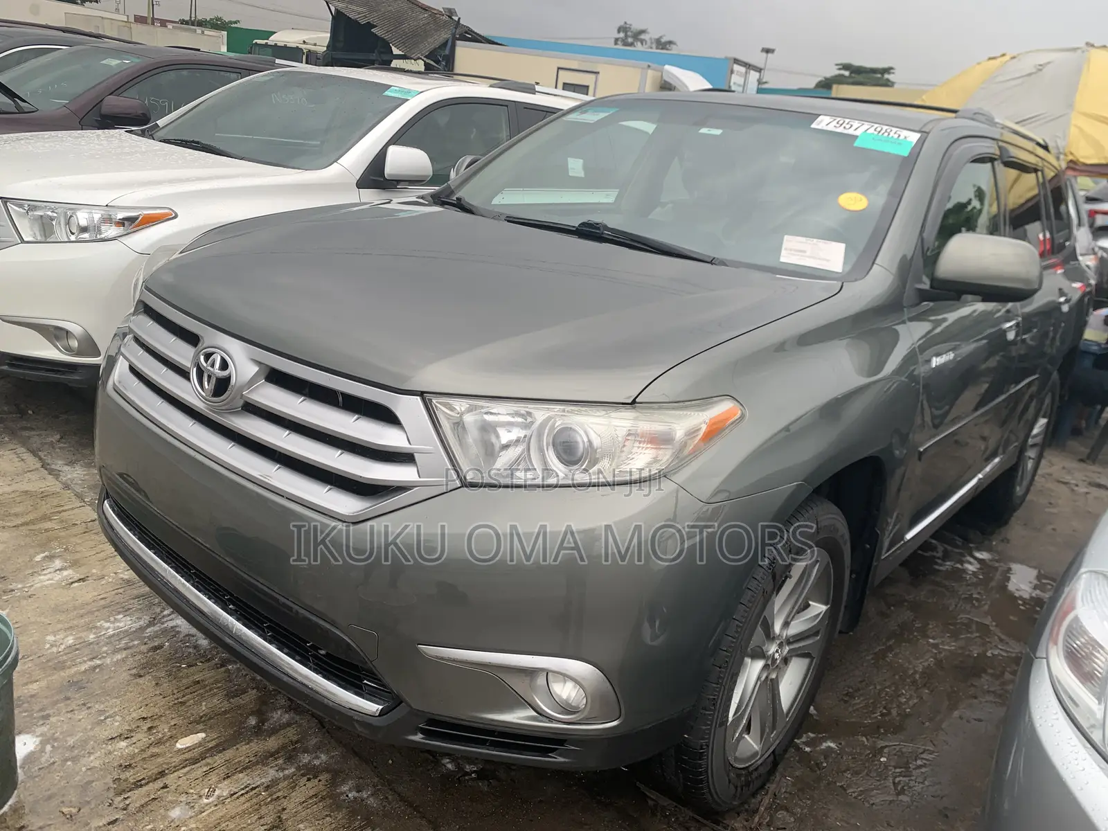 Toyota Highlander Limited 3.5l 4WD 2013 Green