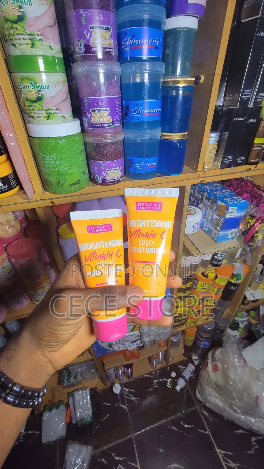 Beauty Formulas Brightening Vitamin C Daily Moisturiser