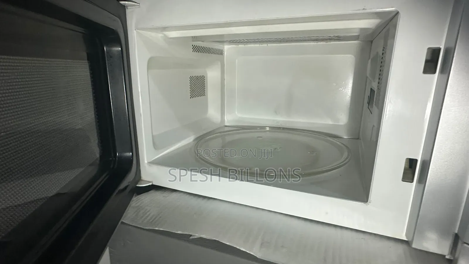25l Digital 3in1 Microwave Multi Purpose Functions: Grill, Oven, Combi
