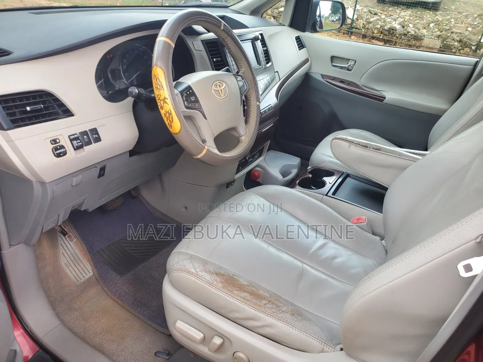 Toyota Sienna 2013 Burgundy