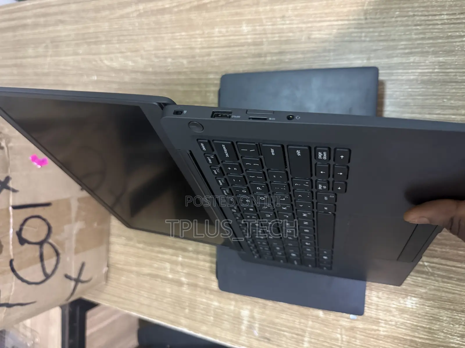 Laptop Dell Latitude 7300 8GB Intel Core i7 SSD 256GB