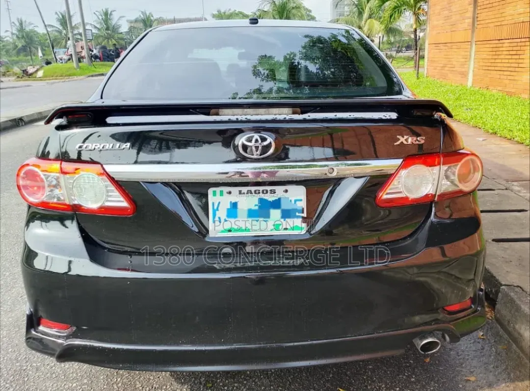 Toyota Corolla 2011 Black