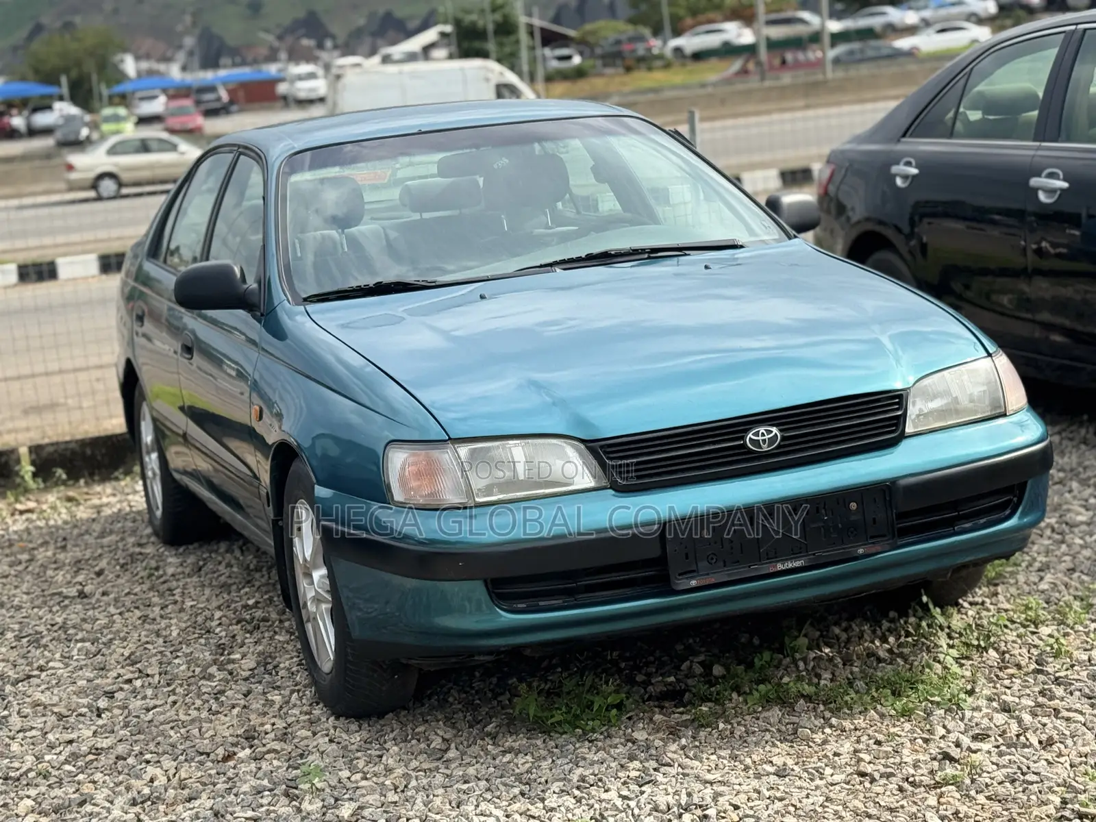 Toyota Carina 2000 Teal