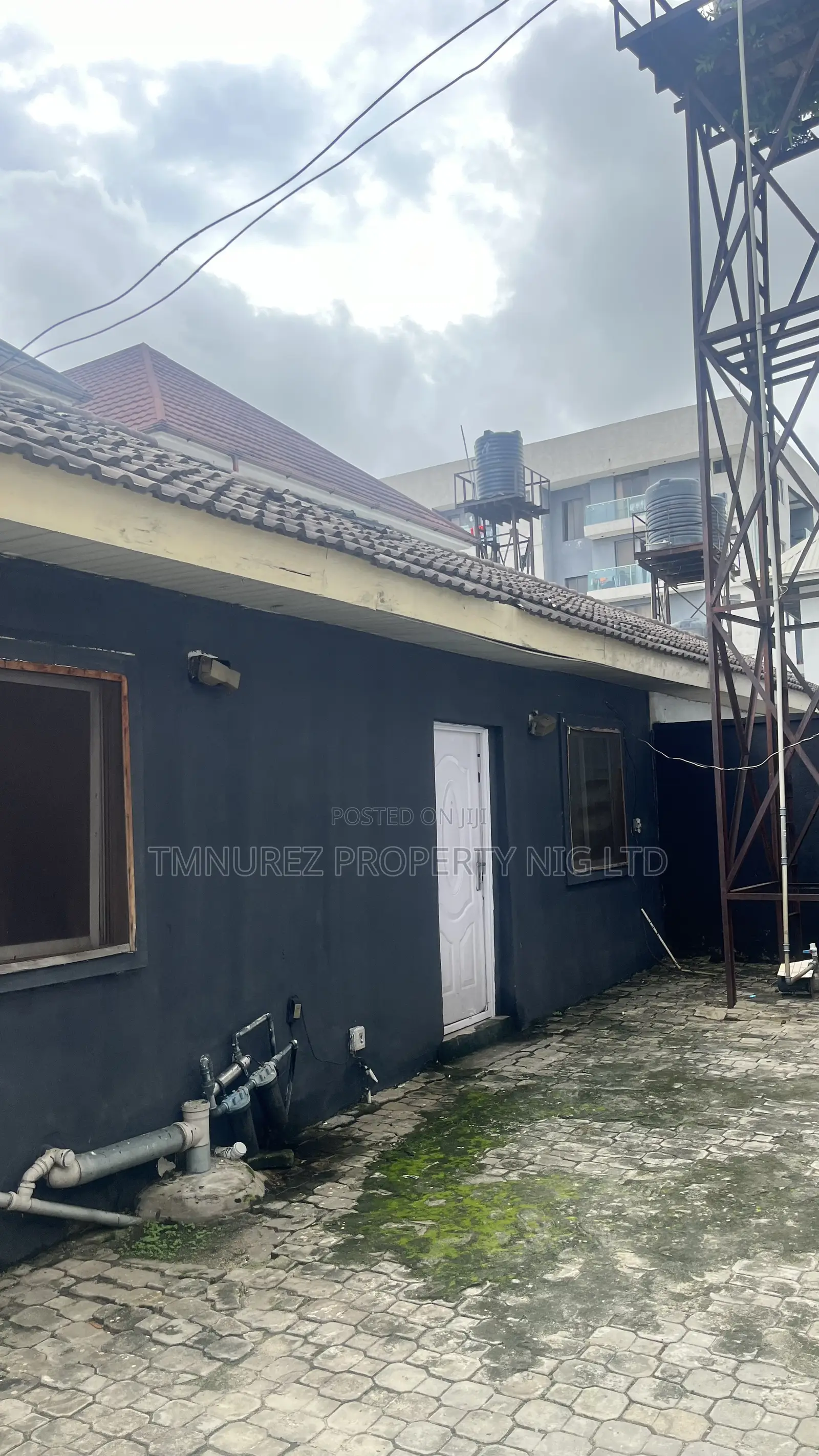 1bdrm Apartment in Lekki 1 for rent