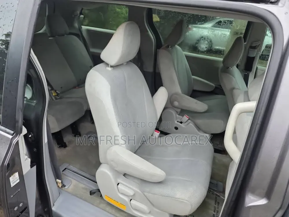 Toyota Sienna LE 8 Passenger 2012 Gray