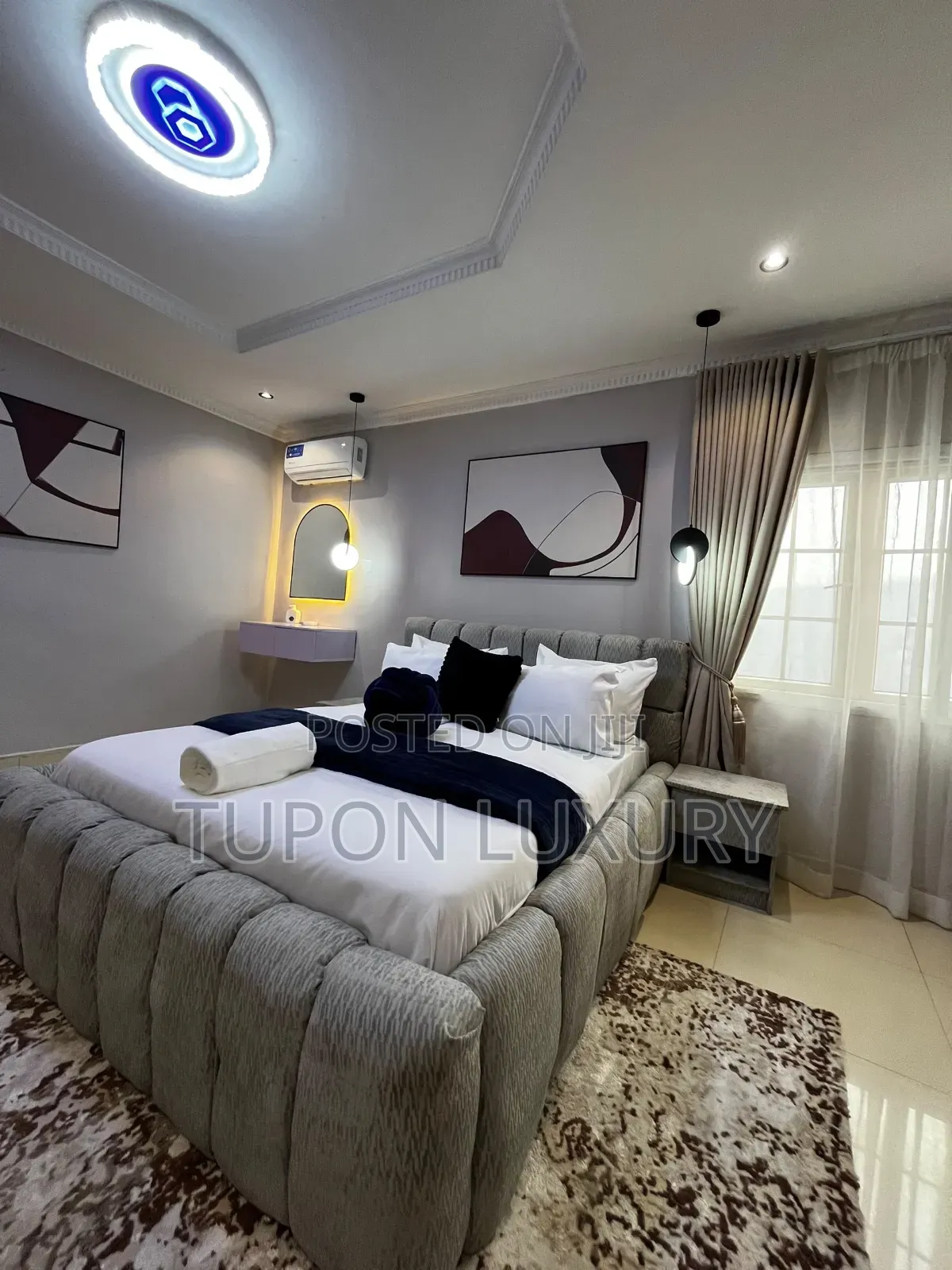 Luxury 3bedroom With Pool and Mini Pool Table