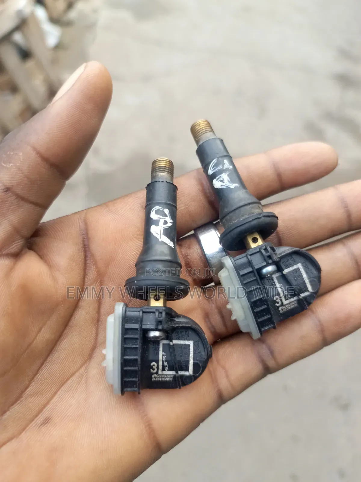 Tire Presure Sensor for Chevrolet 2015 to Minitor Ur Tire Pressure
