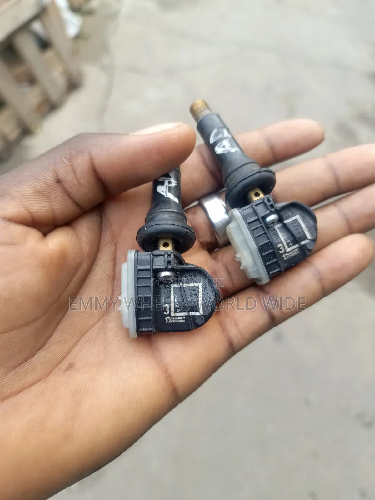 Tire Presure Sensor for Chevrolet 2015 to Minitor Ur Tire Pressure