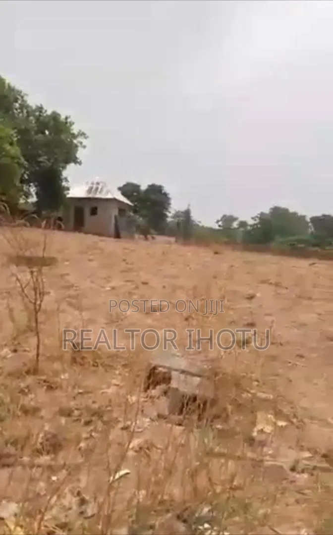 1088sqm,Residential, C of O, Tarred Road.