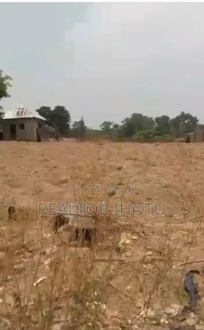 1088sqm,Residential, C of O, Tarred Road.