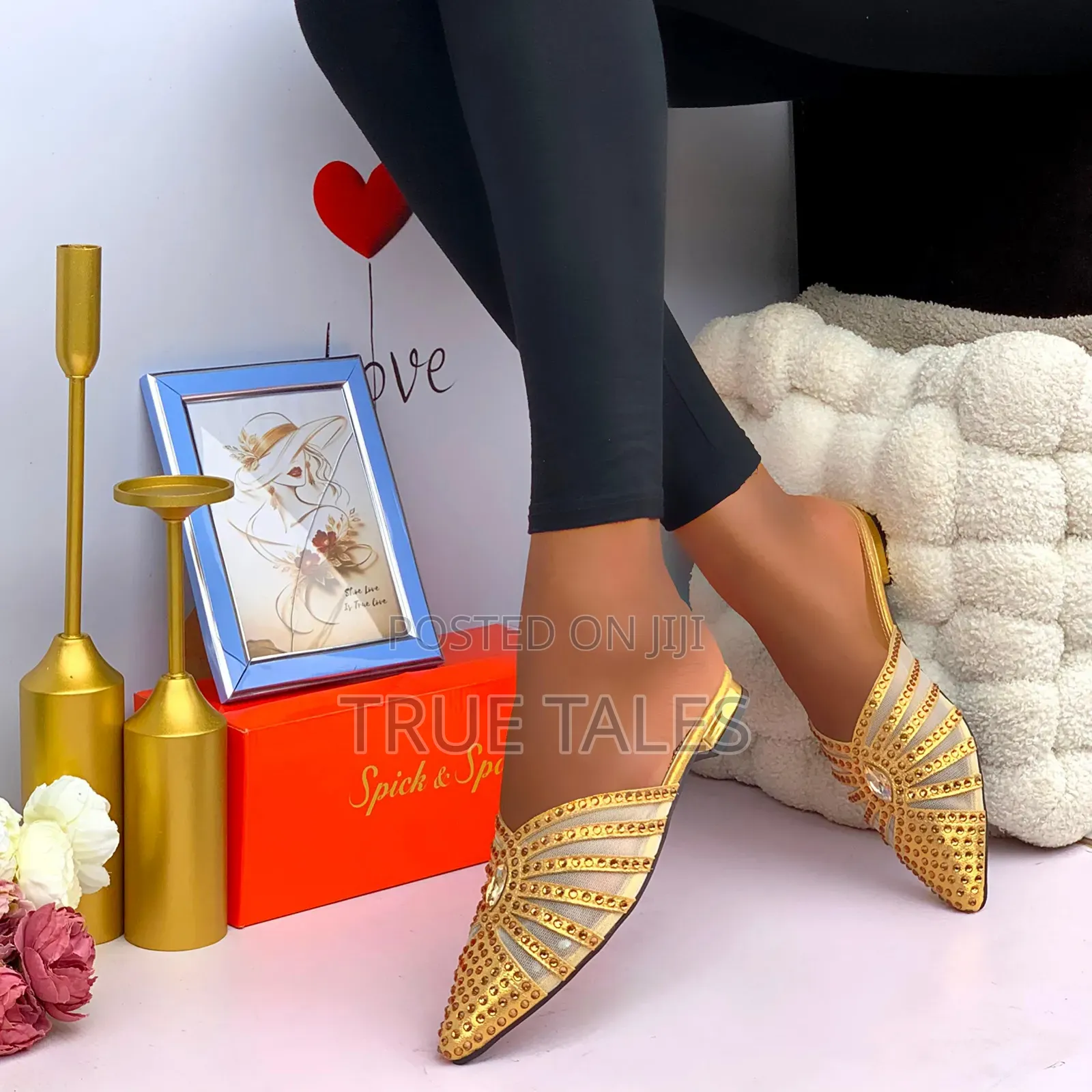 Chic Flat Heels Slippers Sizes 37 to 43 #Iys
