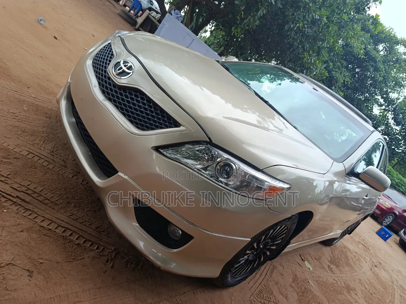 Toyota Camry 2012 Gold