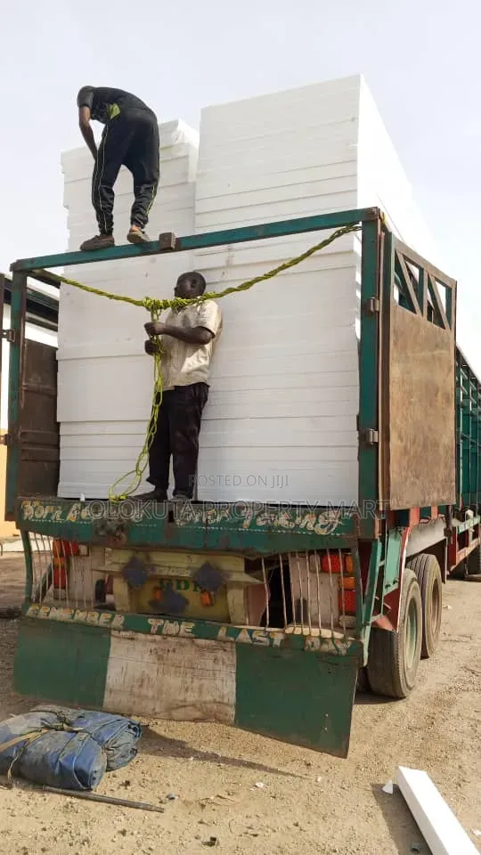 Polystyrene Board and Parapet