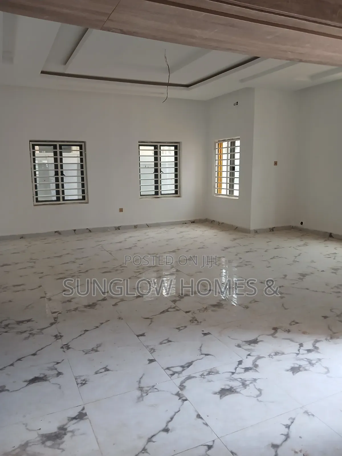 5bdrm Duplex in Tiavine Prime Villa, Sabon Lugbe for sale