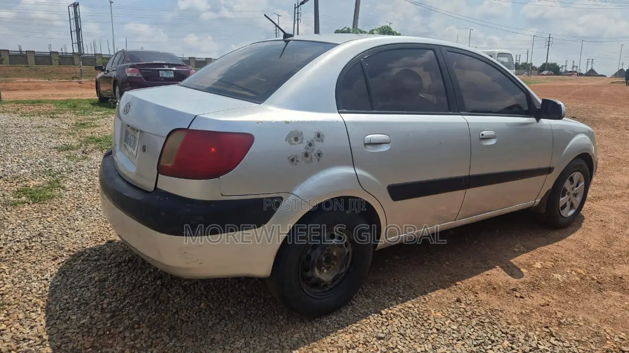 Kia Rio 1.4 2008 Silver