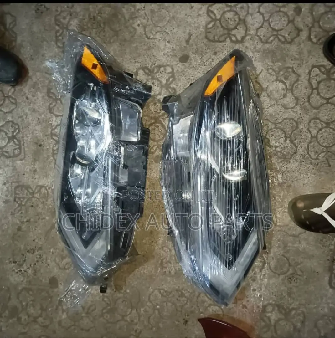 Headlamp Nissan Rogue 2018 Inbuilt