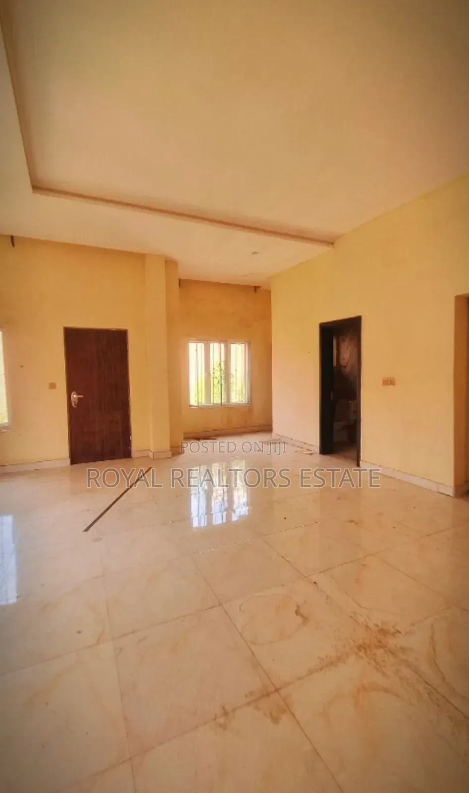 4bdrm Townhouse / Terrace in Maitama for rent