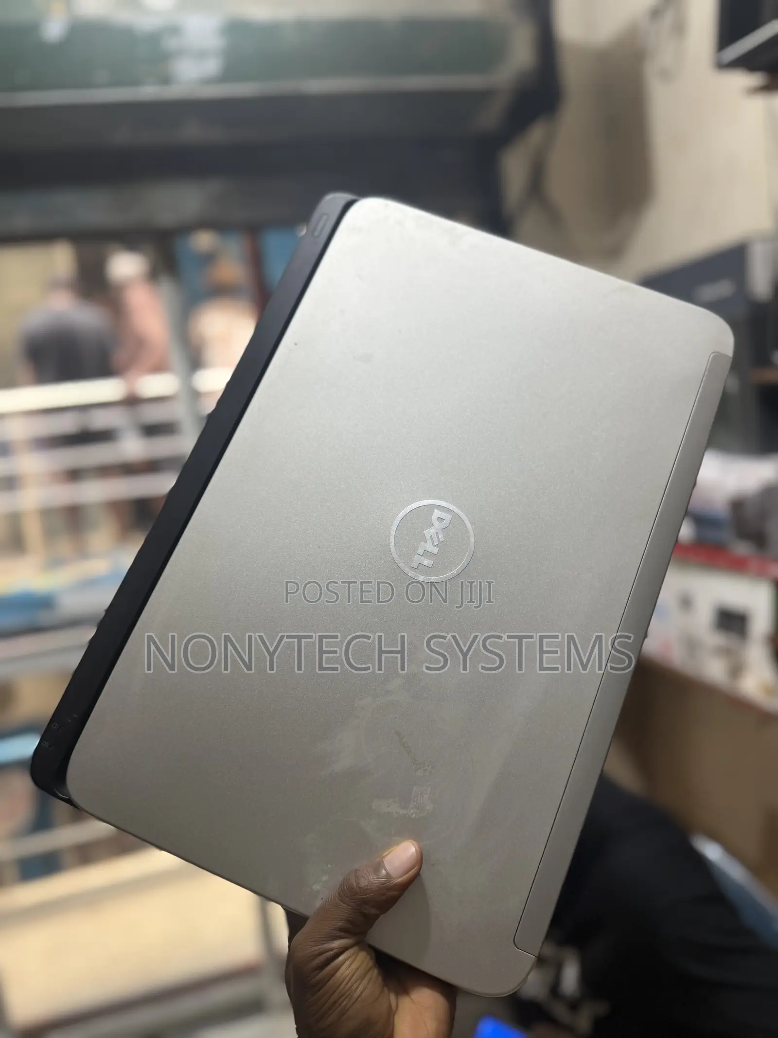 Laptop Dell XPS 15 (L502X) 8GB Intel Core i7 HDD 640GB