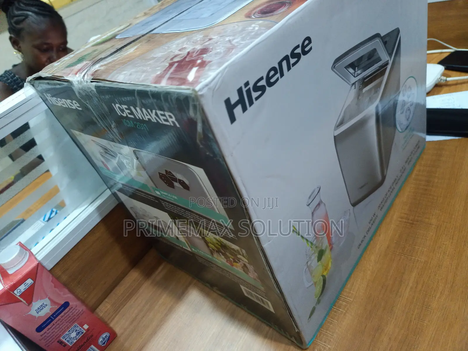 Sleek Design, Massive Ice Output – Hisense Icm2011