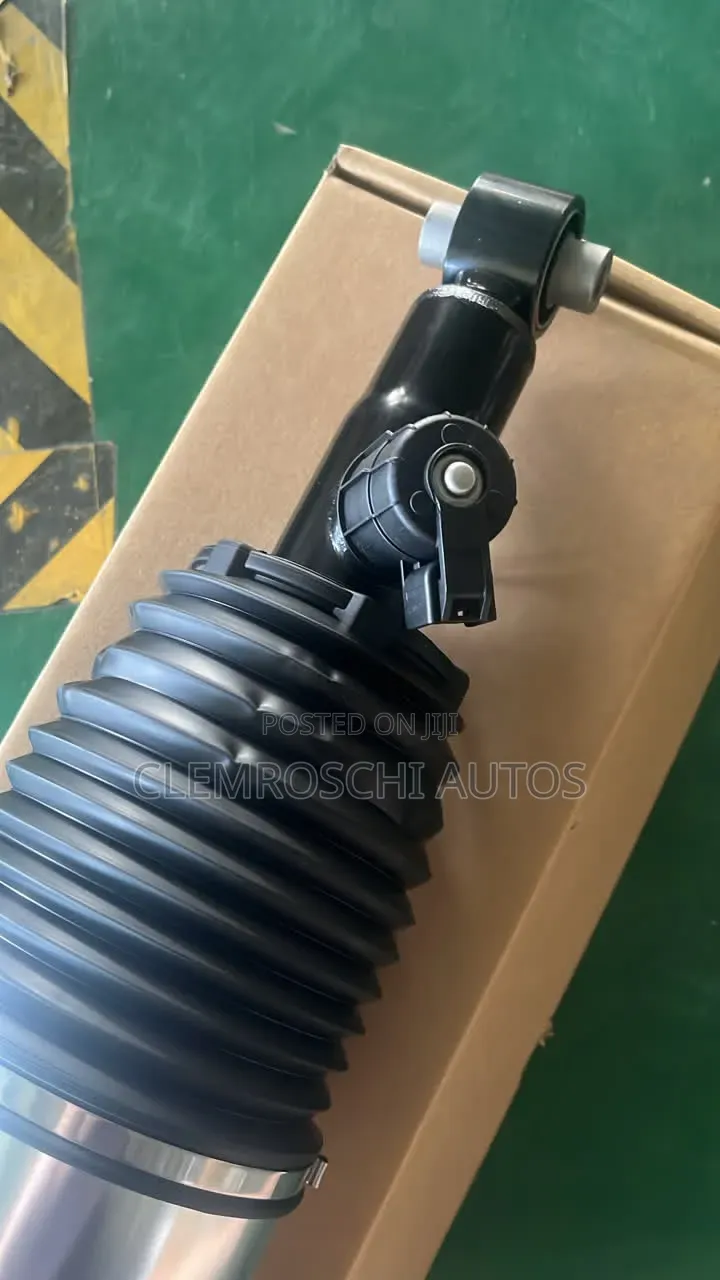 High Quality Certified New Front Ballon Shock Absorber BMW X7 2024