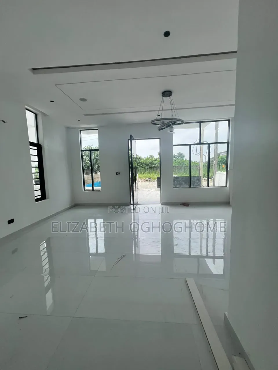 4bdrm Duplex in Sangotedo for sale