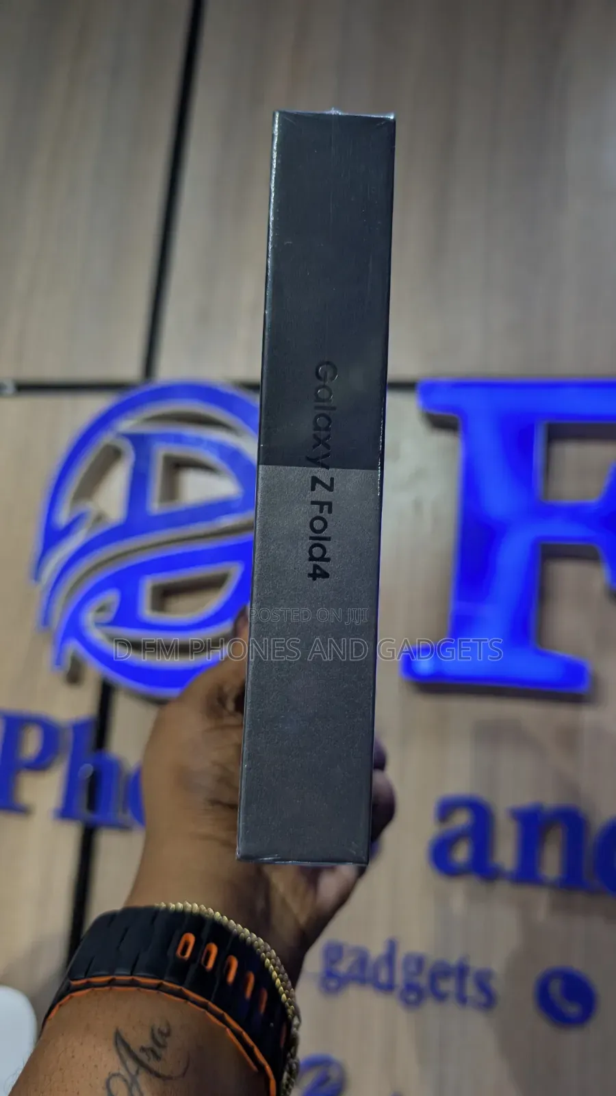 New Samsung Galaxy Z Fold4 256 GB Rose Gold