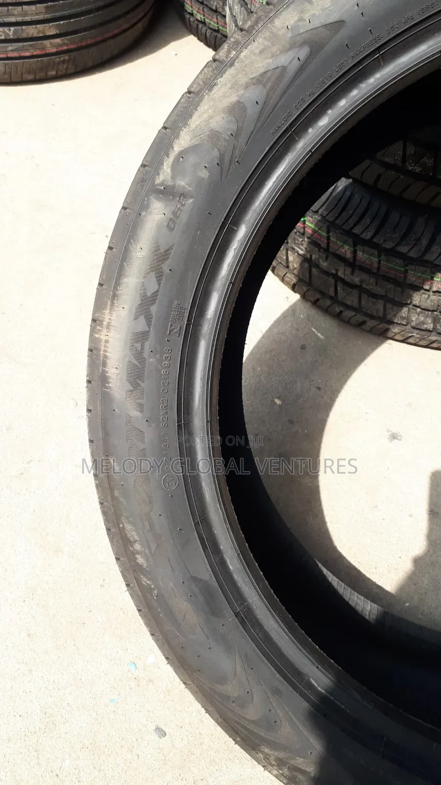 235/50r21 Dunlop Tyres / Made in Japan. Original High Premium Tires