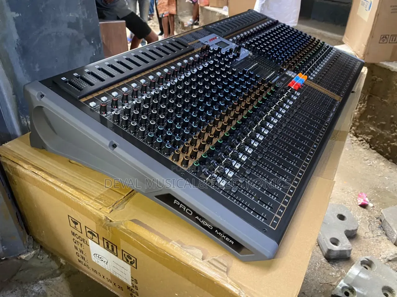 32channels Semi Digital Mixer
