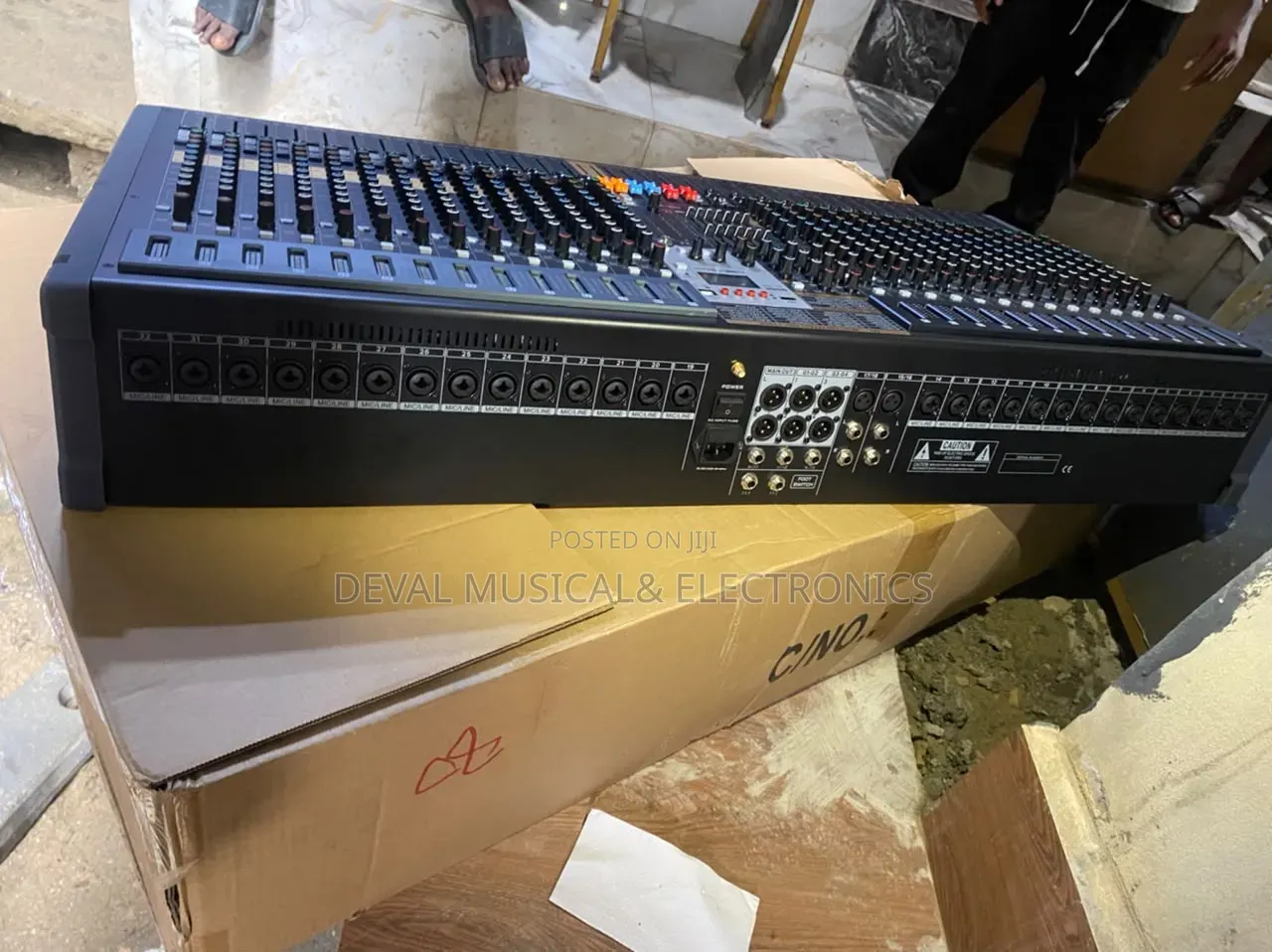 32channels Semi Digital Mixer