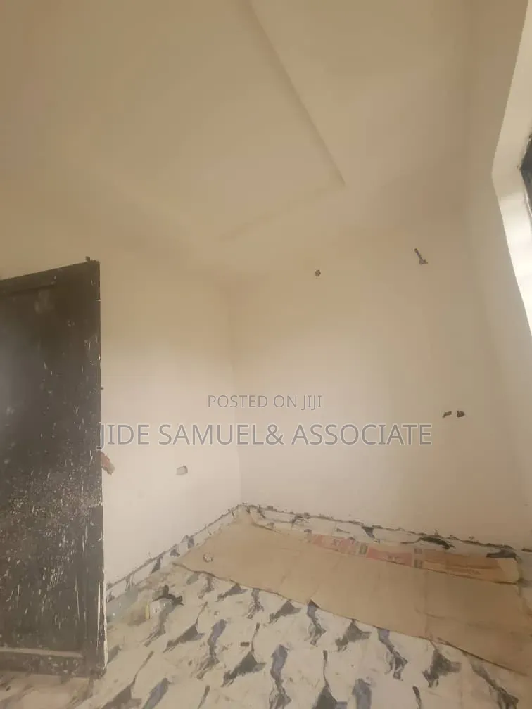 Furnished Mini Flat in Ayobo for rent