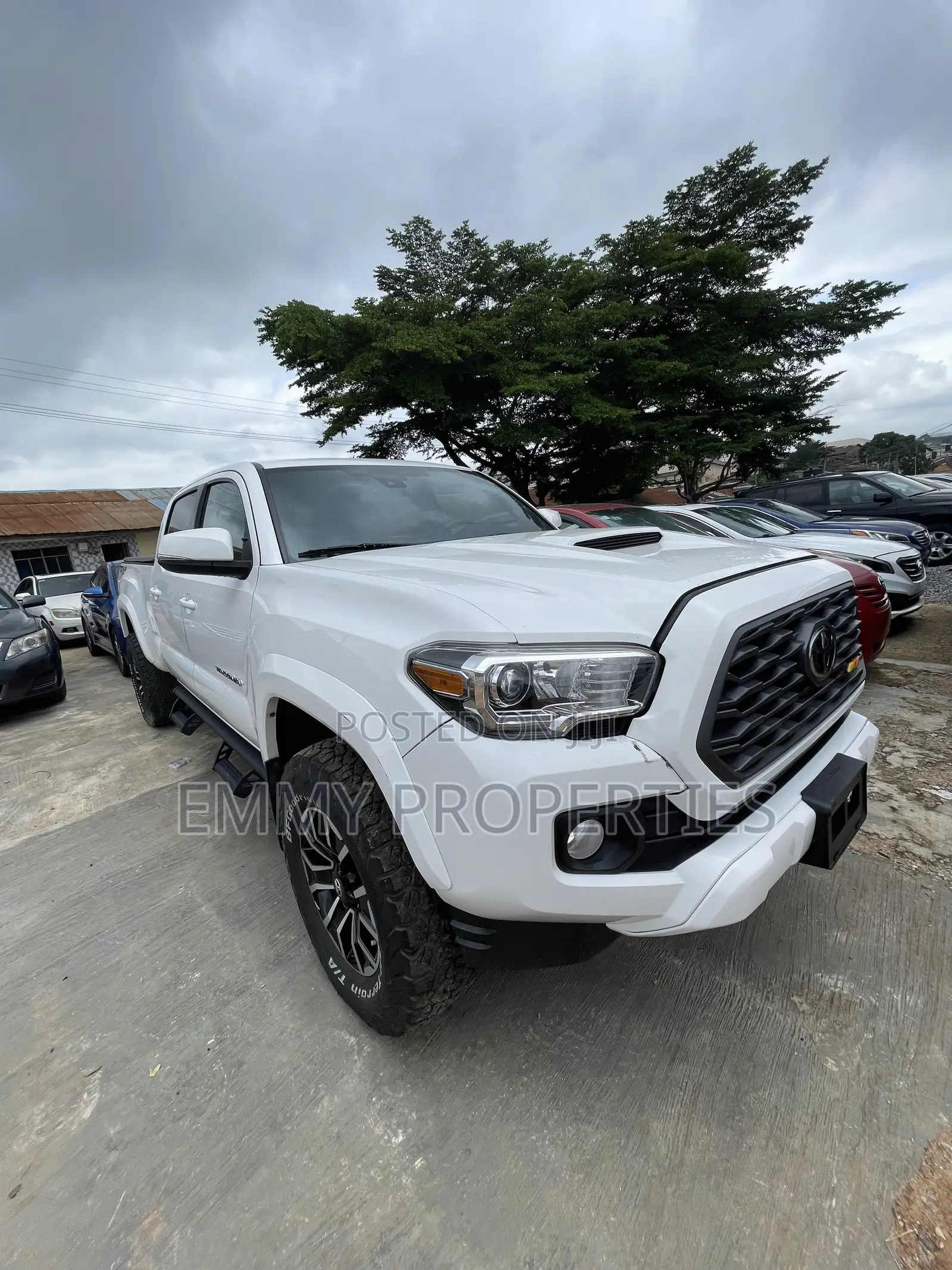 Toyota Tacoma TRD Sport 2022 White