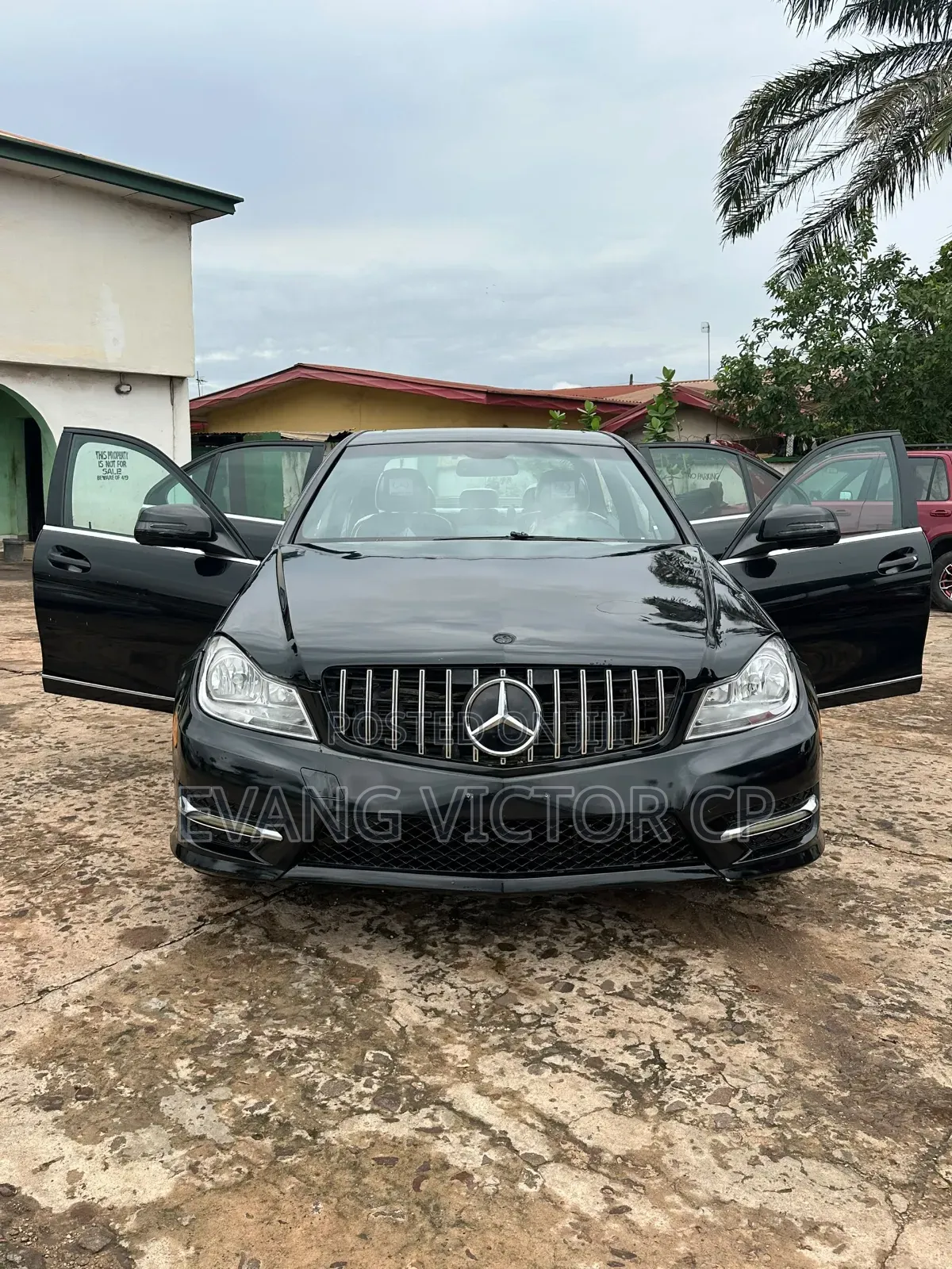 Mercedes-Benz C300 2008 Black