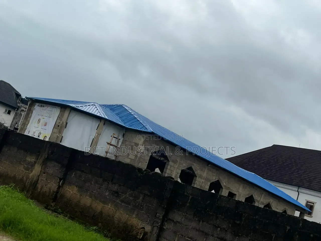 Floating Steel Trusses Construction / Aluminium Roofing