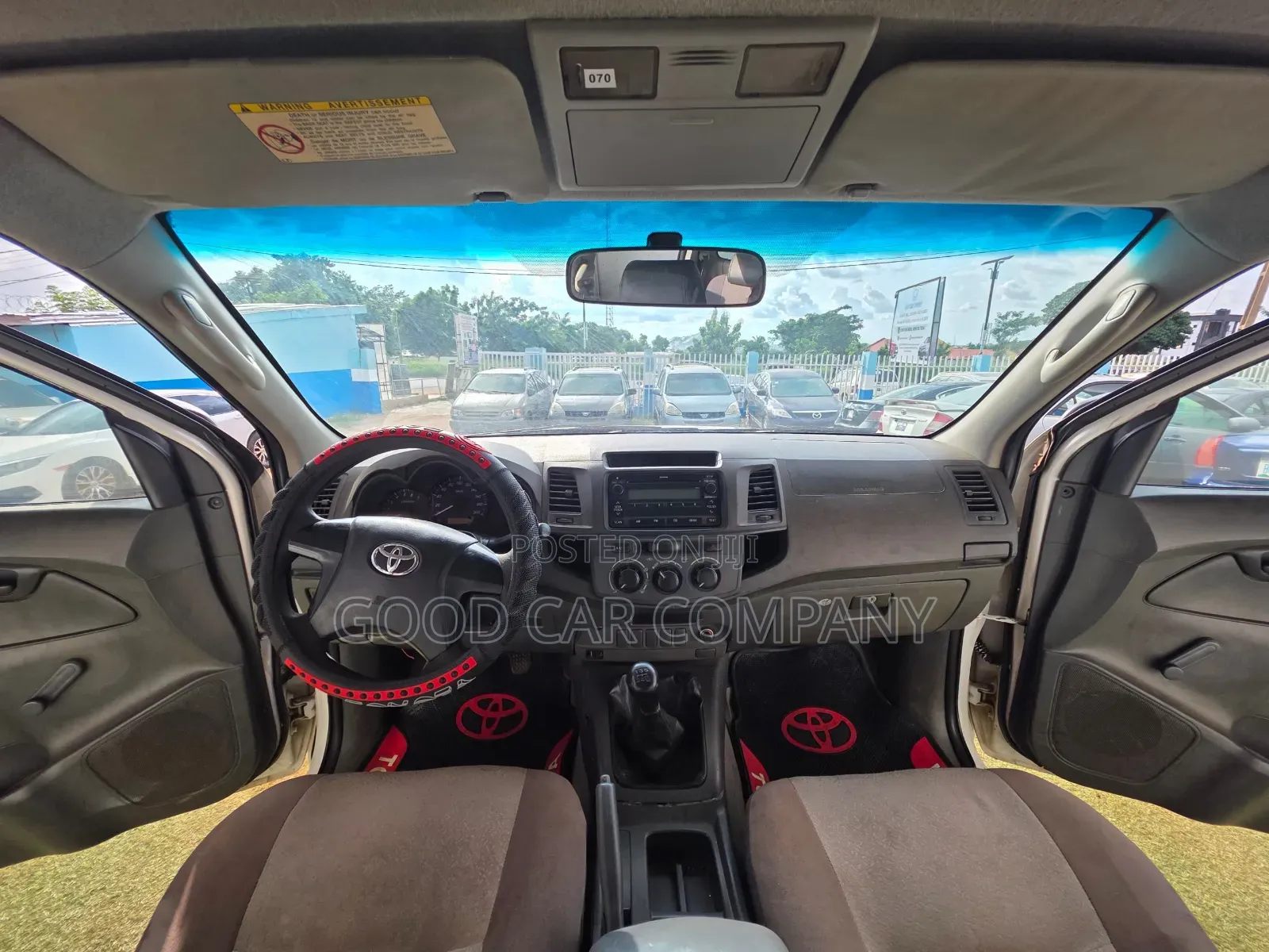 Toyota Hilux 2006 White