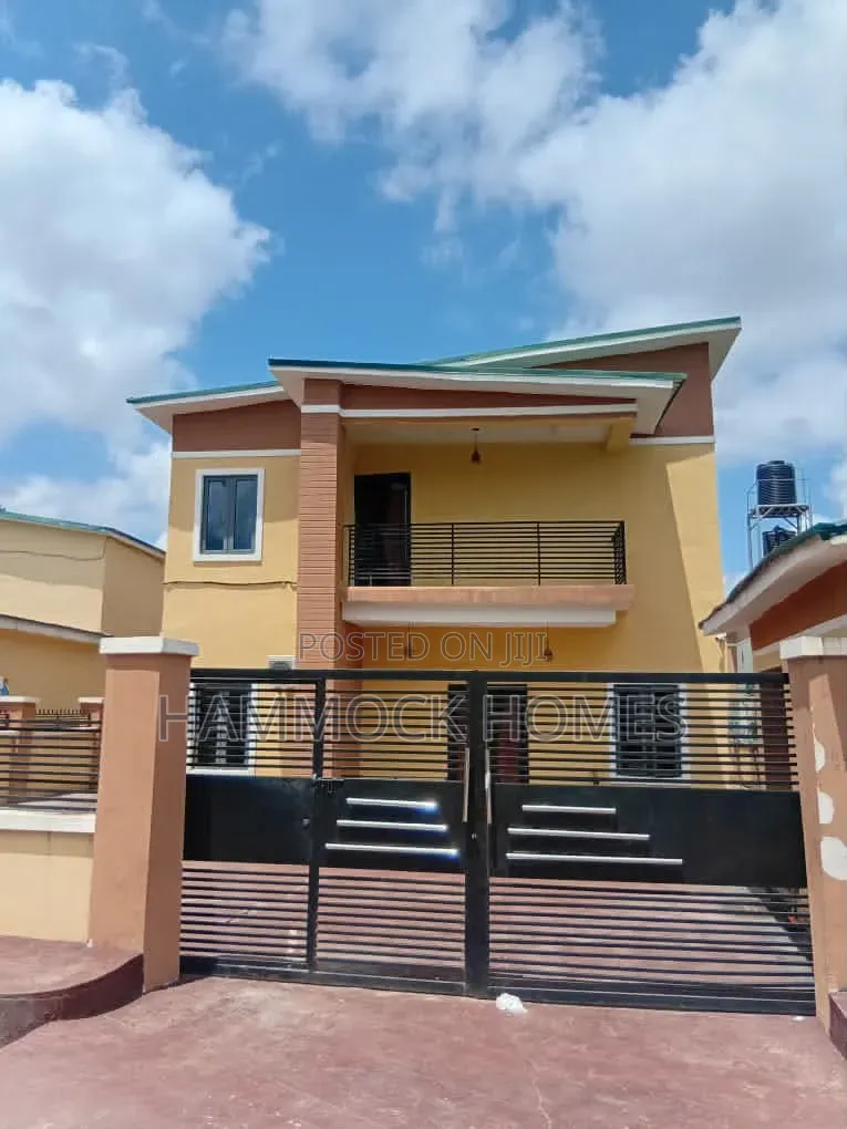 Furnished 4bdrm Duplex in Phdl Estate, Jericho for rent