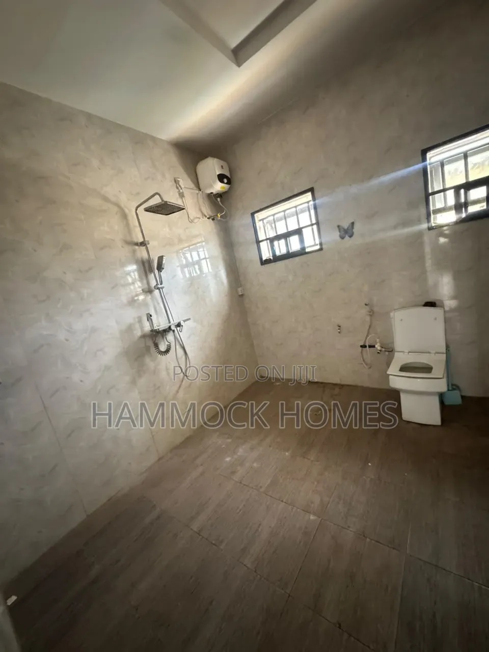 Furnished 4bdrm Duplex in Phdl Estate, Jericho for rent
