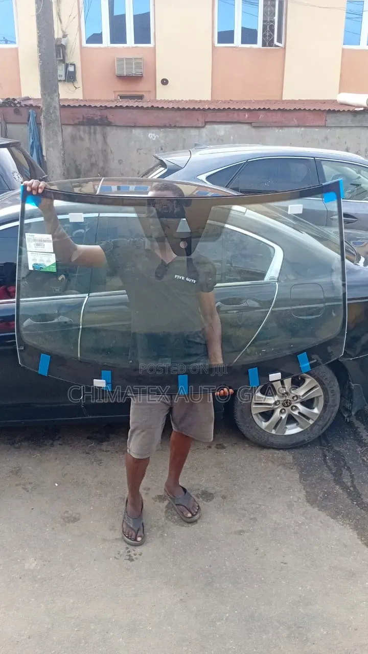 Volkswagen Jetta 2019 Windscreen Glass Available Installed at Chimatex