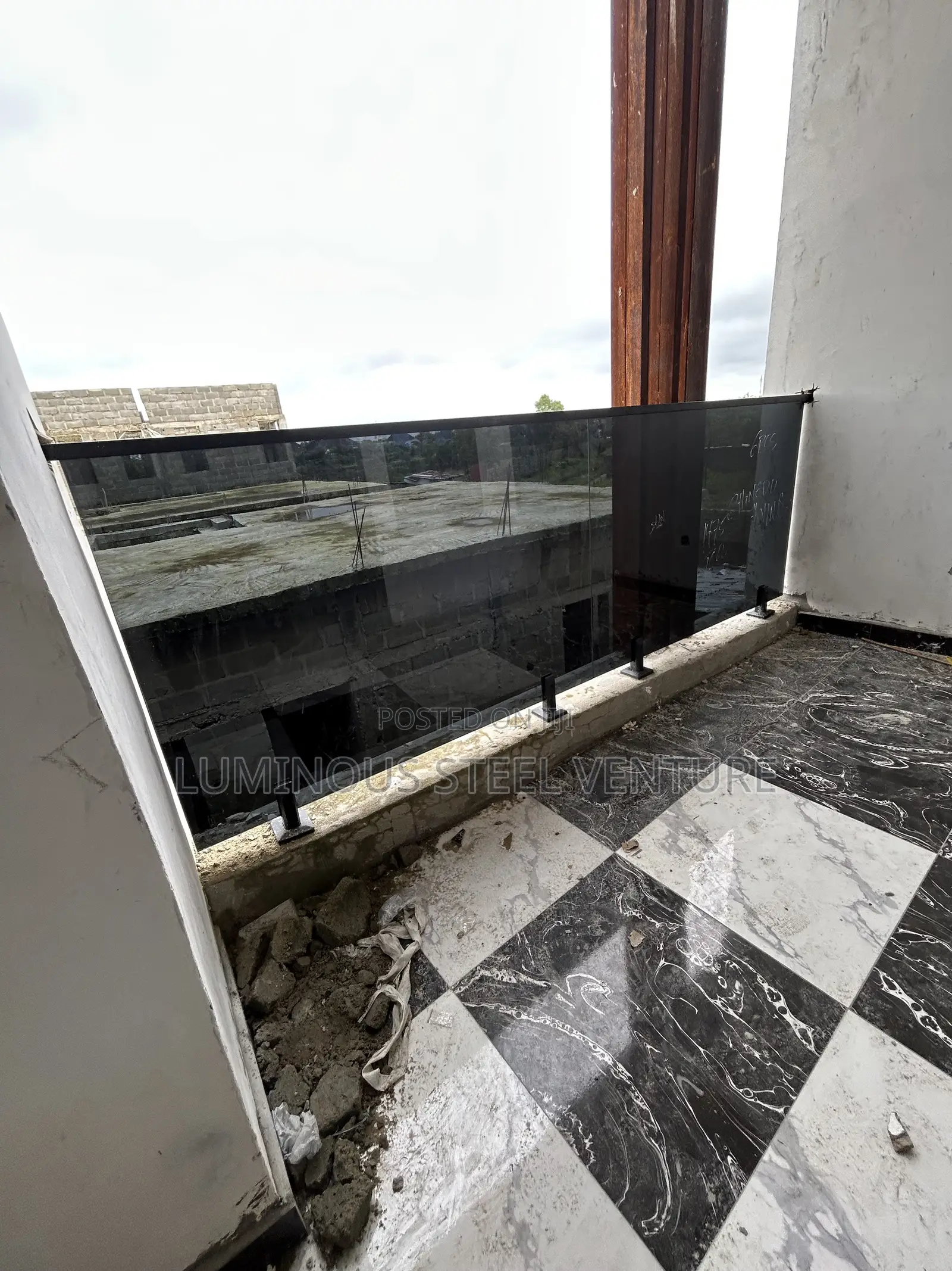 Regarding Trying to Buy Black Glass Balconies, I Have Your Back.