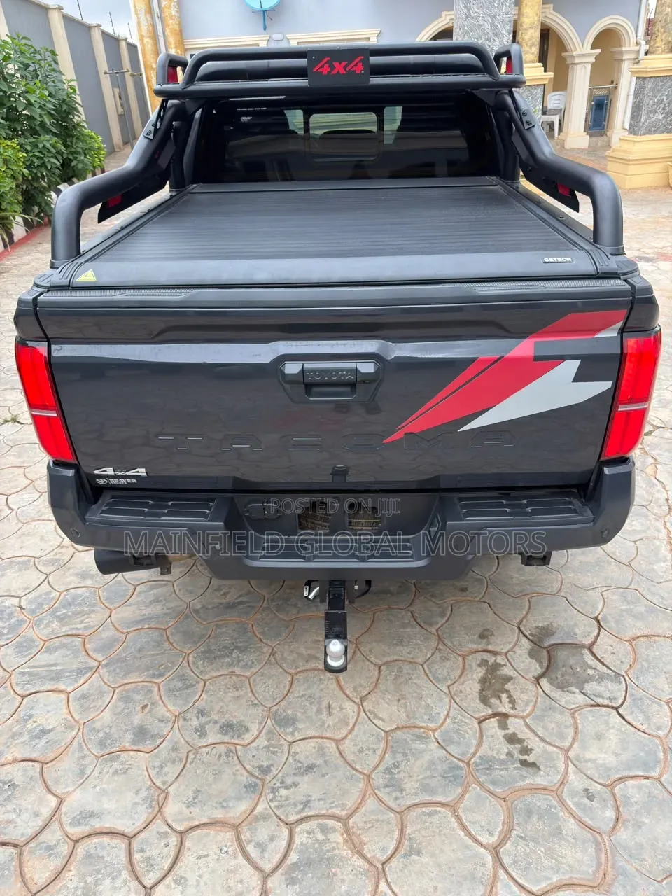 Toyota Tacoma Limited Double Cab 4WD 5.0 ft. SB 2025 Black