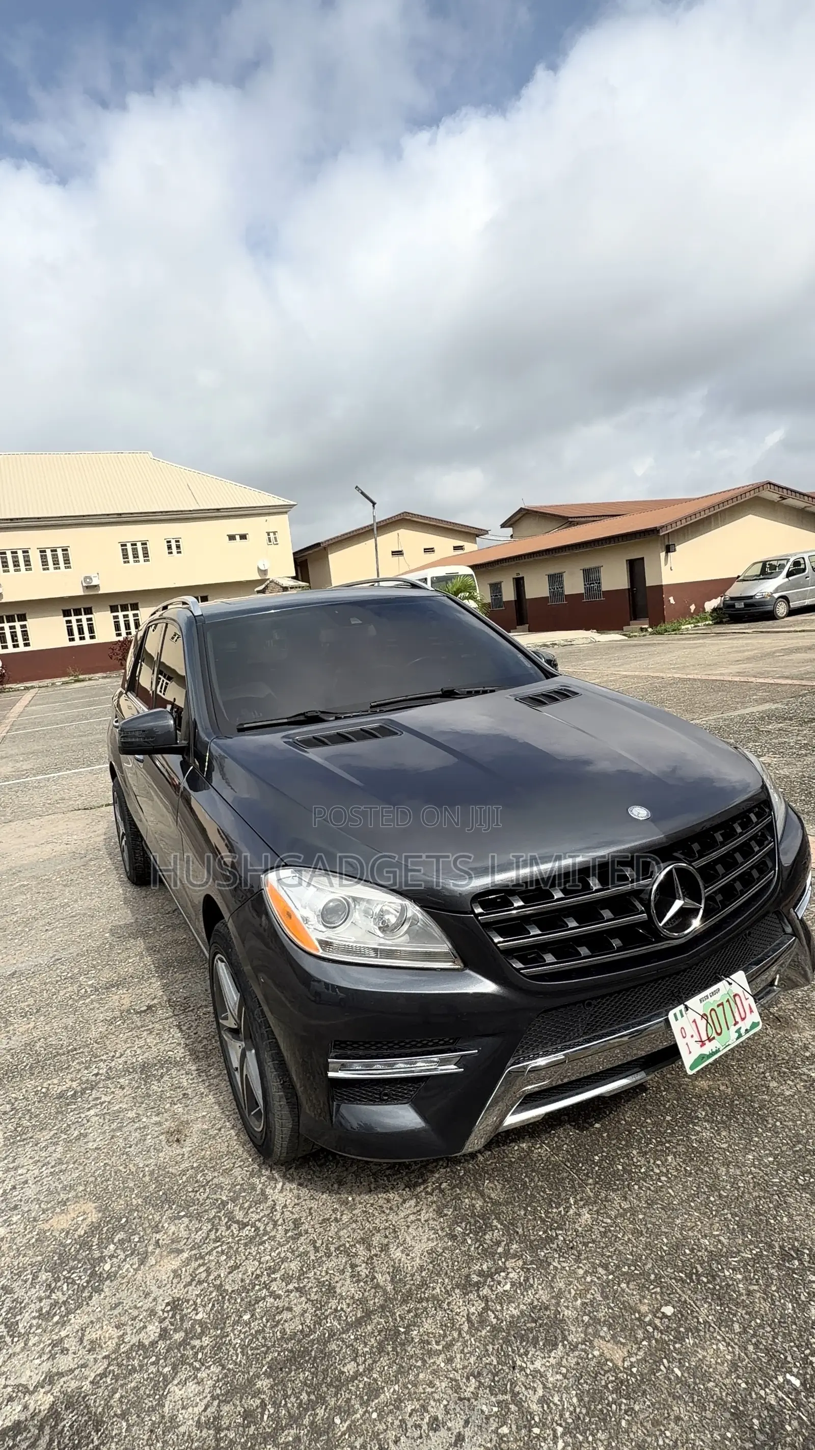 Mercedes-Benz M Class ML350 4MATIC 4dr SUV AWD (3.5L 6cyl 7A) 2015 Gray
