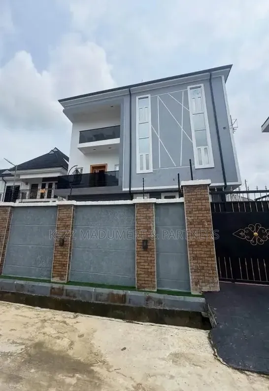 Furnished 4bdrm Duplex in Dr Peter Odili , for sale