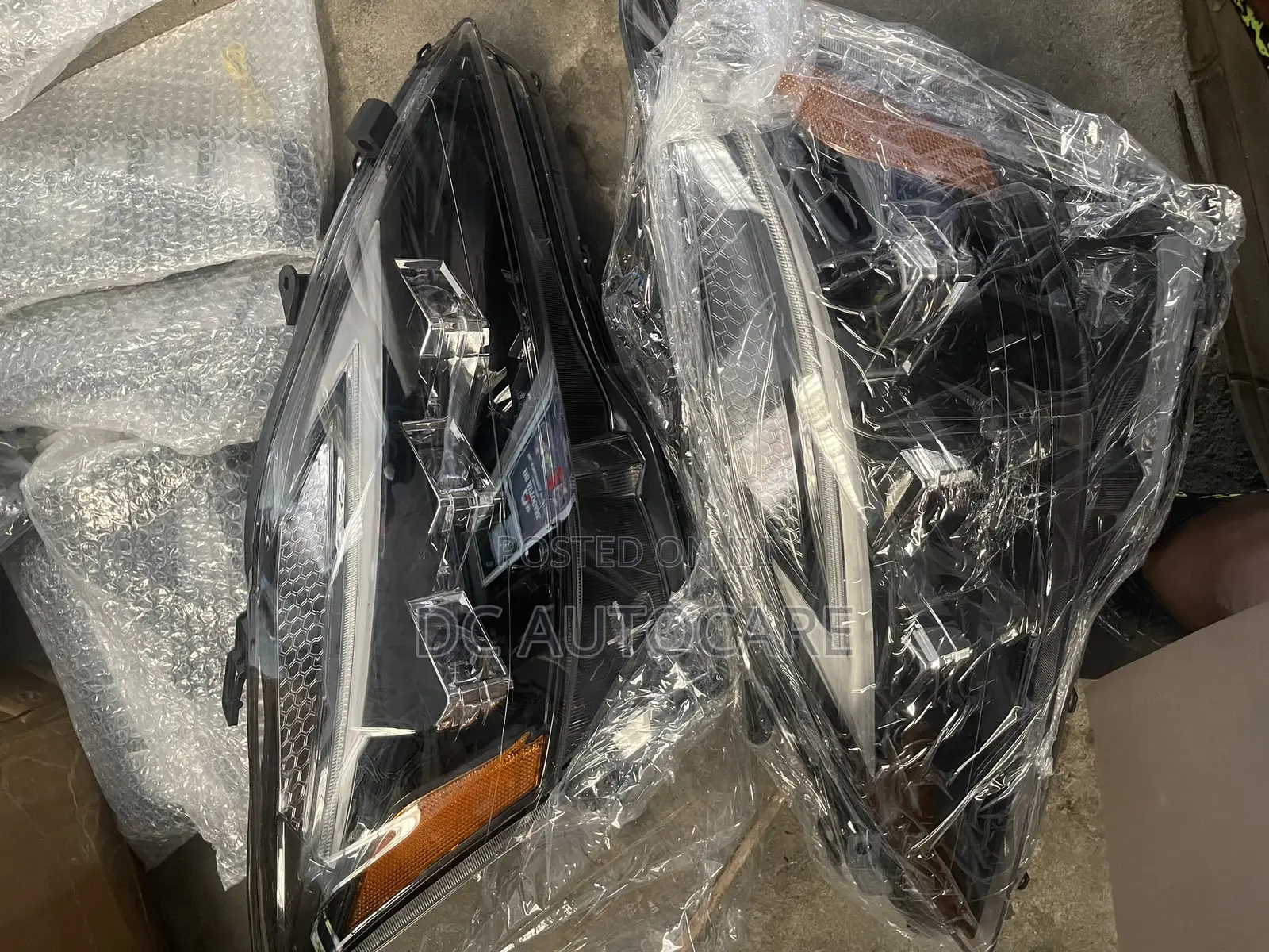 Is250 Three Torch Headlight Up Daylight